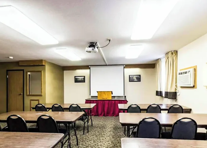 Studio 6 - Minot, Nd